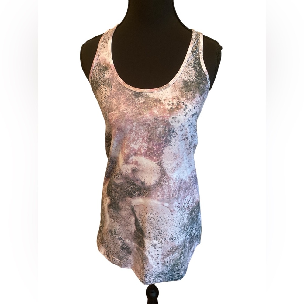 Stylish Women's Sleeveless Top - Multicolor
